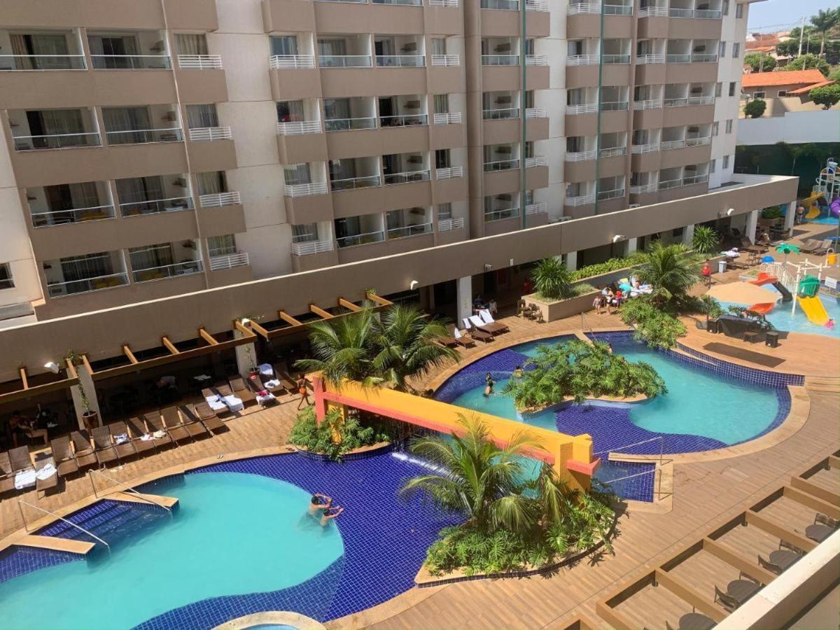 Olimpia Park Resort O Mais Divertido Resort Em Frente Ao Thermas Dos Laranjais - Pague Em Ate 12 Vezes Buitenkant foto