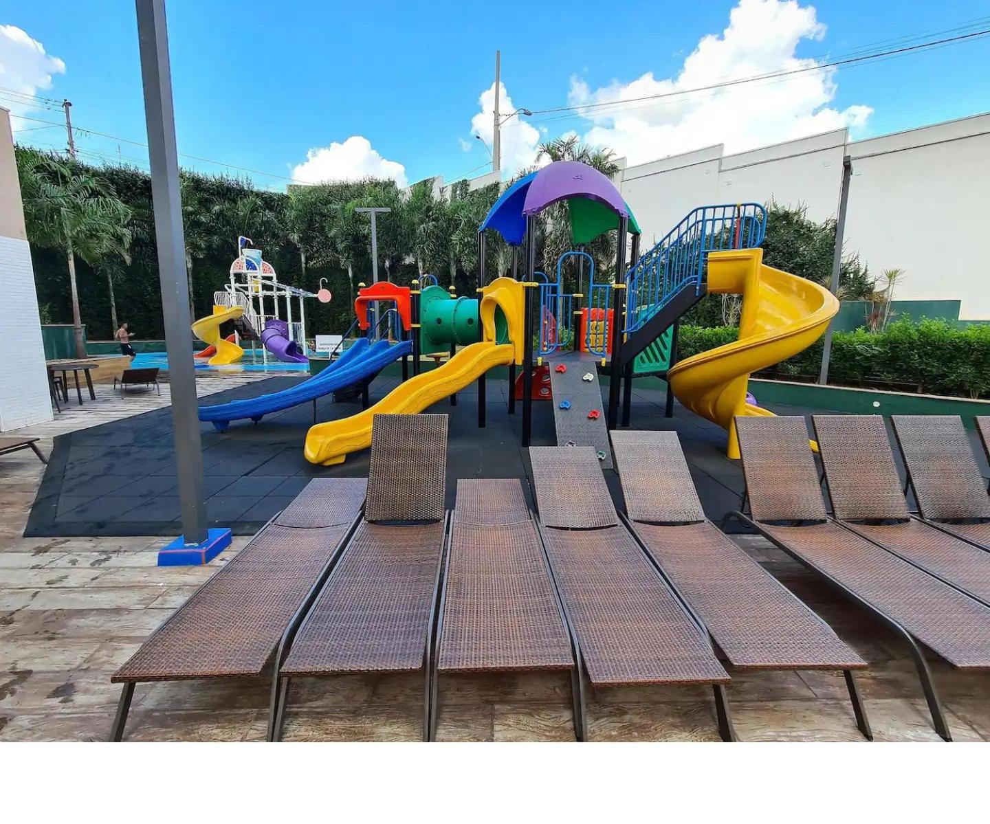 Olimpia Park Resort O Mais Divertido Resort Em Frente Ao Thermas Dos Laranjais - Pague Em Ate 12 Vezes Buitenkant foto